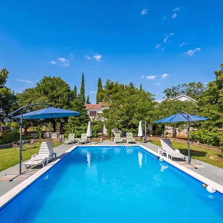 펜션 Pool & Garden House Jaga - Happy *